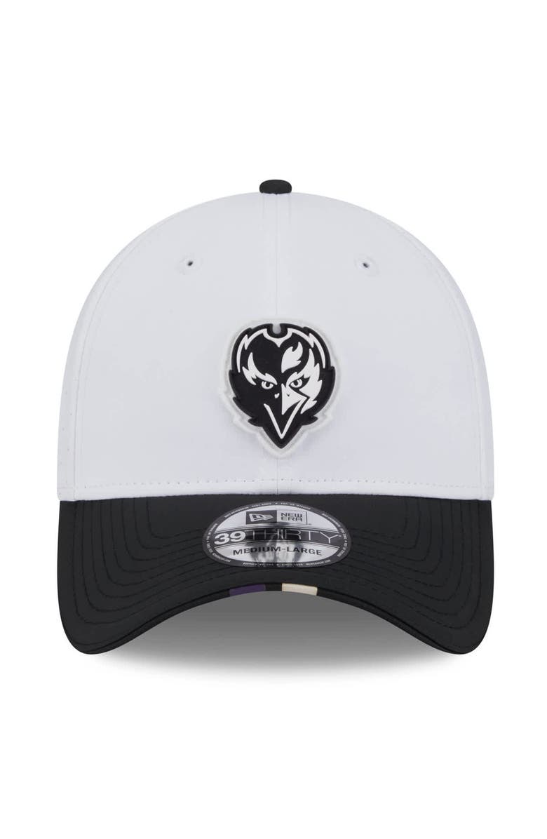 New Era Men's New Era White/Black Baltimore Ravens 2025 NFL Training Camp 39THIRTY Flex Hat, Alternate, color, White