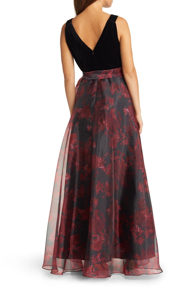 Mixed Media Sleeveless Gown, Alternate, color, BLACK/ RED