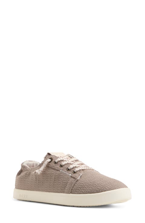 Mauka Sneaker