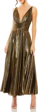Mac Duggal Women's Women's Sleeveless Metallic V-Neck Gown