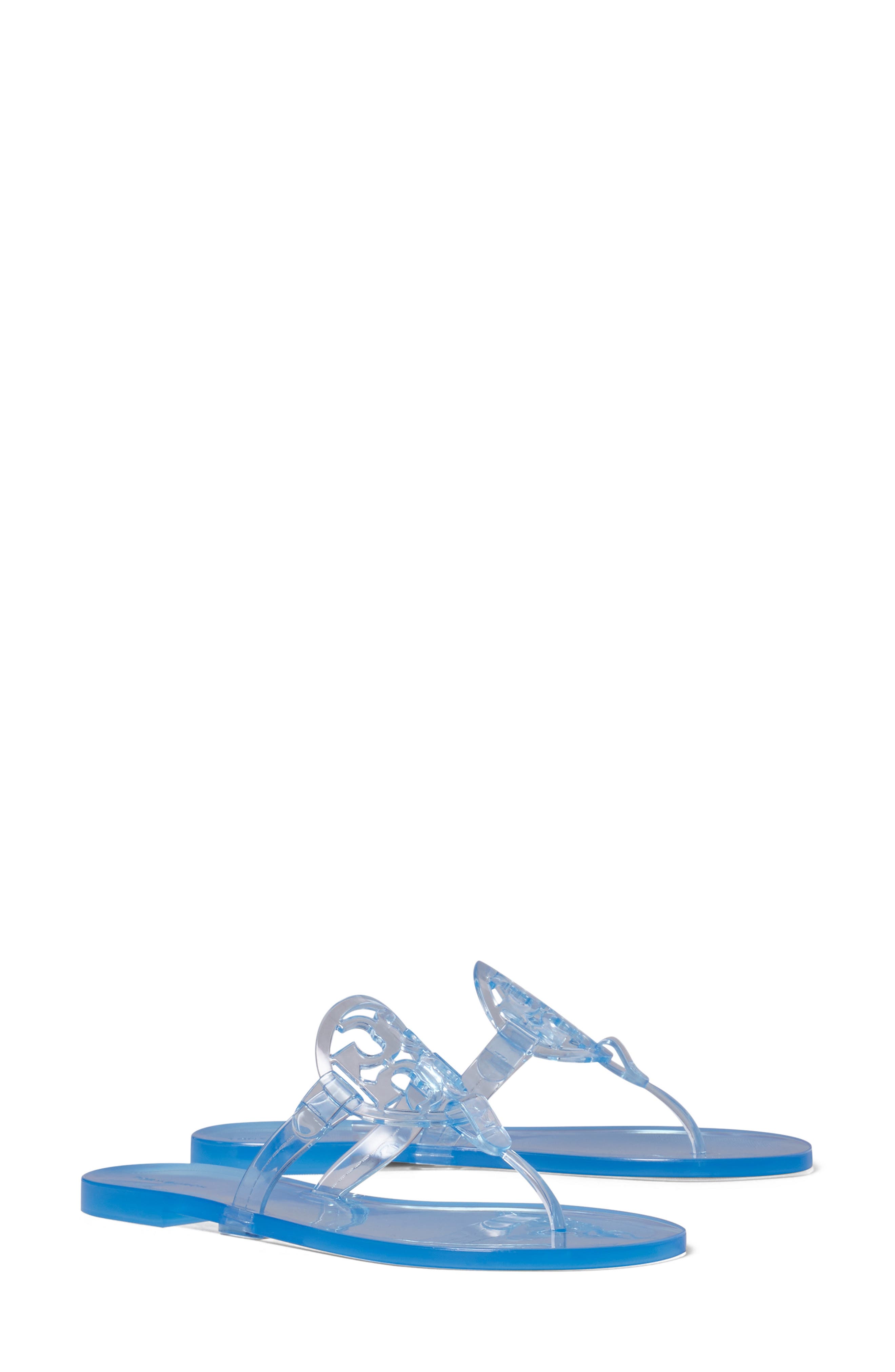  Pool Blue