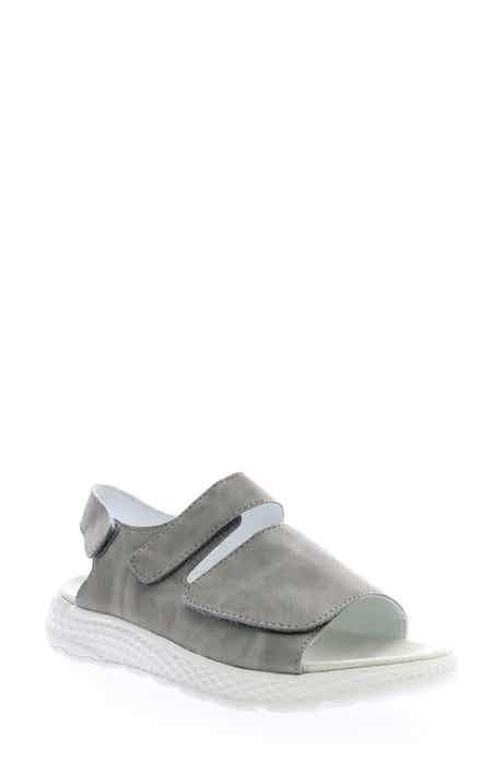 Propét TravelActiv Scottsdale Slingback Sandal