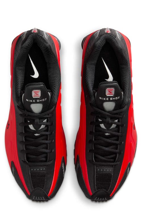 Nike Shox R4 Sneaker
