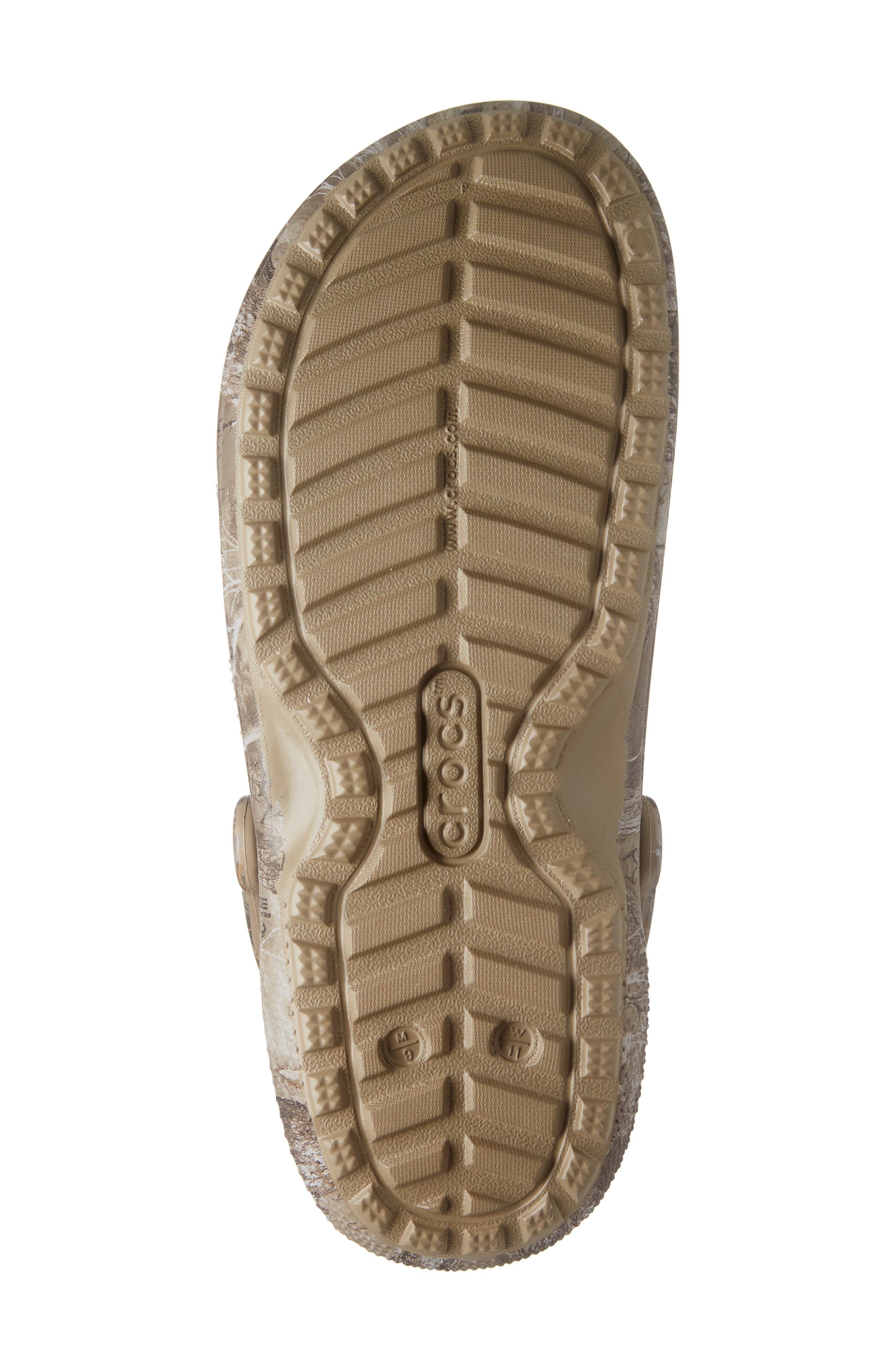 CROCS <sup>™</sup> Classic Lined Slipper, Alternate, color, Chocolate/ Chocolate