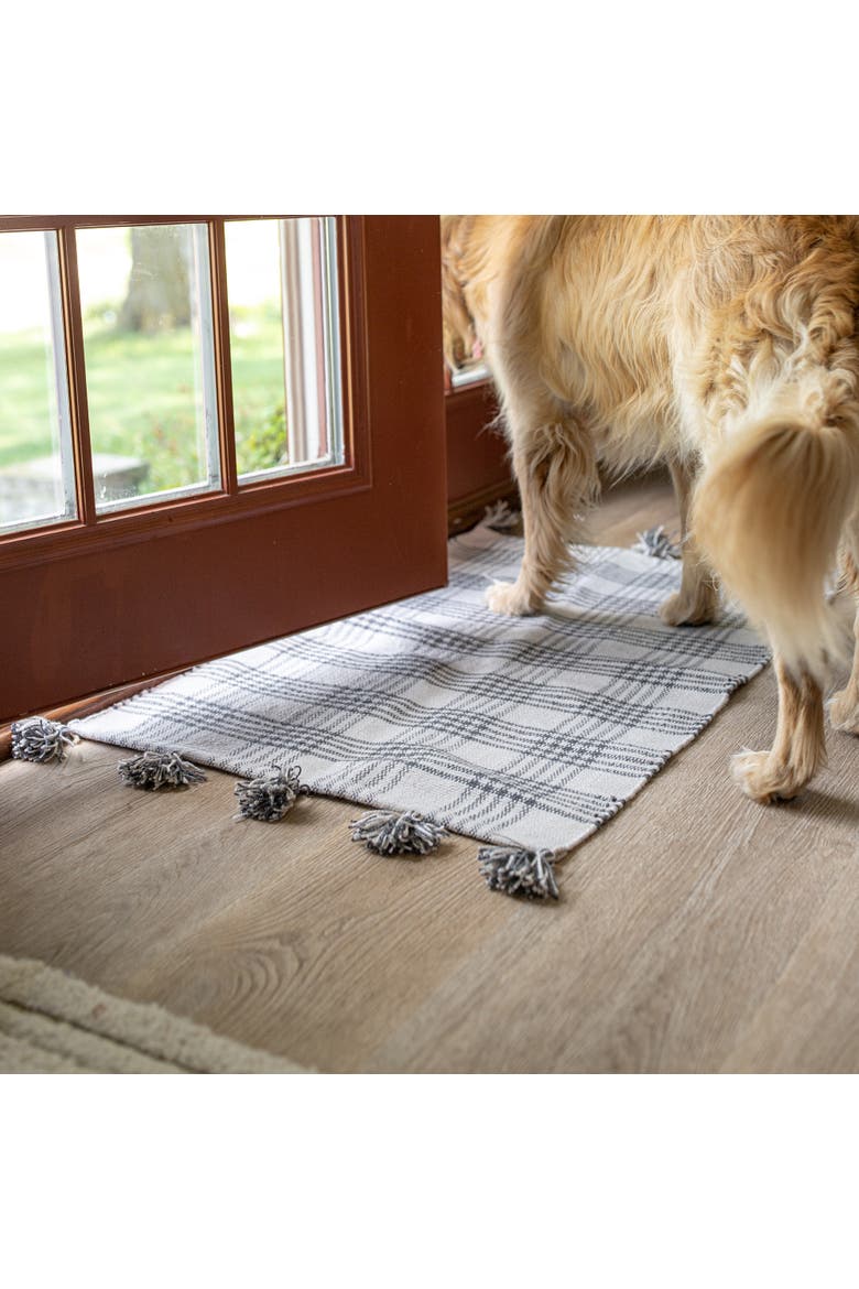 2'x3' Gray Plaid Pattern Tassel Rug, Alternate, color, Gray