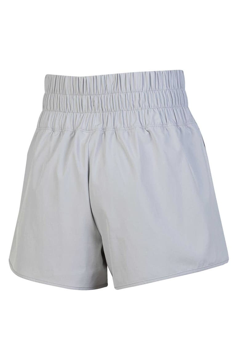 Women's Champion  Silver North Carolina Tar Heels Tailgate Her Woven Shorts, Alternate, color, Silver