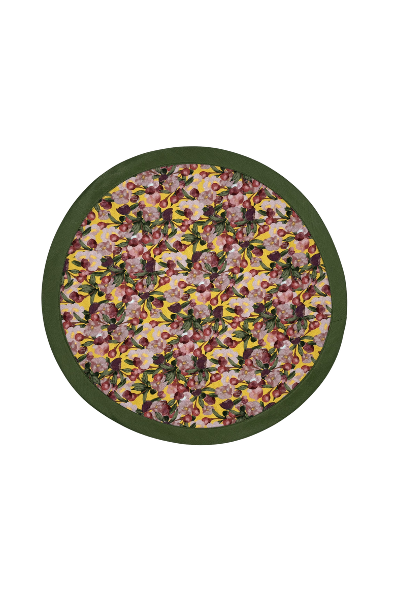 6 Round Placemats, Alternate, color, Romance is Dead Yellow/Green
