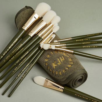 x Katie Jane Hughes 25-Piece Makeup Brush Set