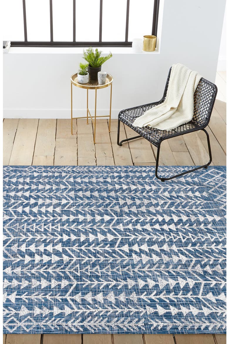 Tokay Bohemian Geometric Indoor/Outdoor Area Rug, Alternate, color, Blue/Ivory