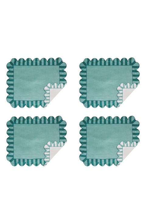 Set of 4 Scalloped Linen Placemats
