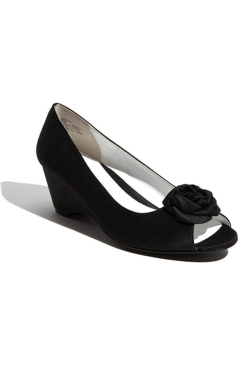 Nordstrom 'Posey' Dress Shoe, Main, color,