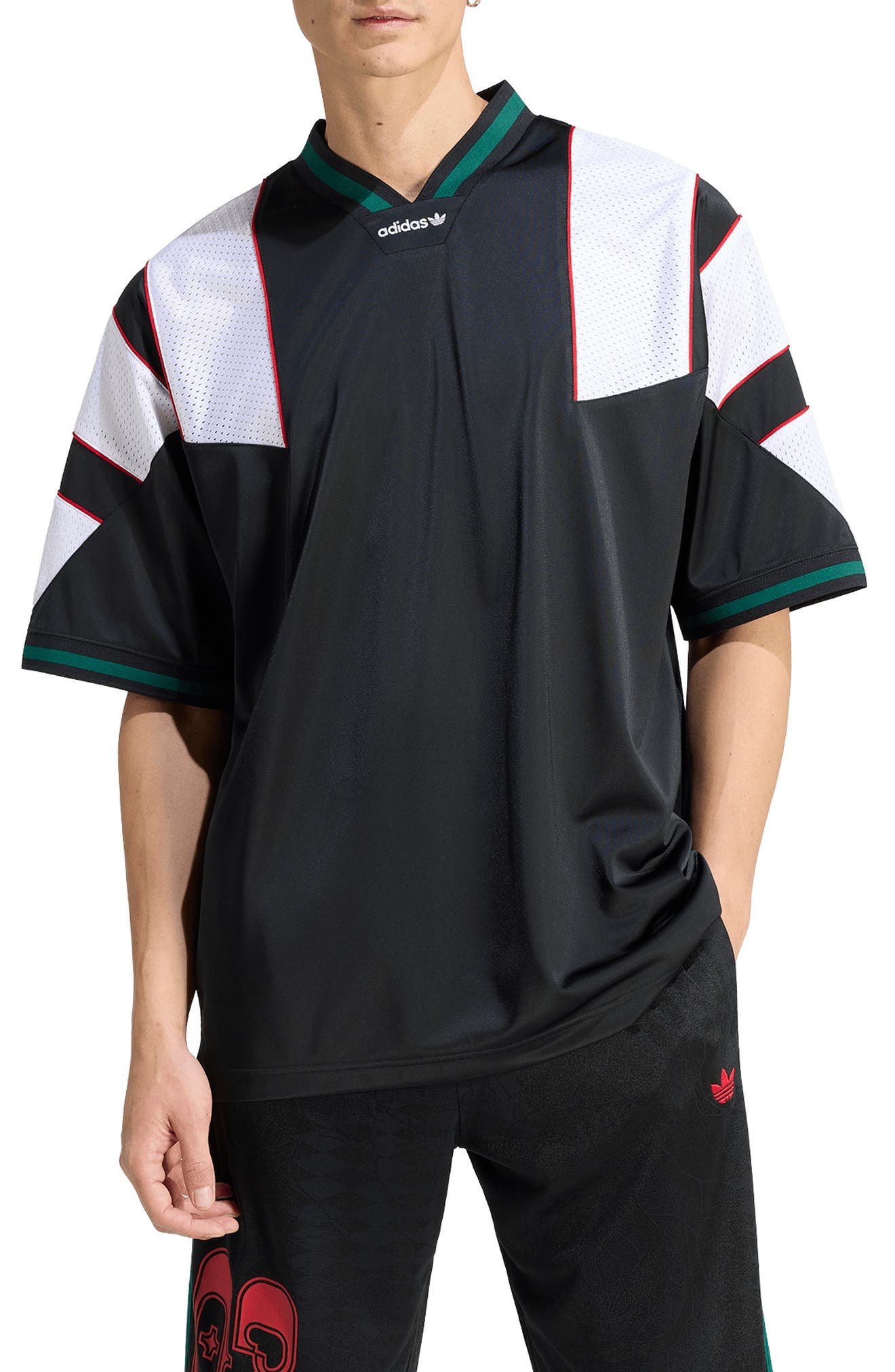 selected BLACK/ /