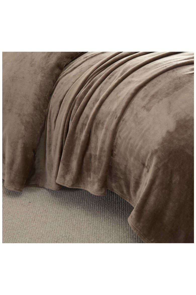 Bedford Microfiber Bed Blanket, Alternate, color, BIRDS NEST BROWN