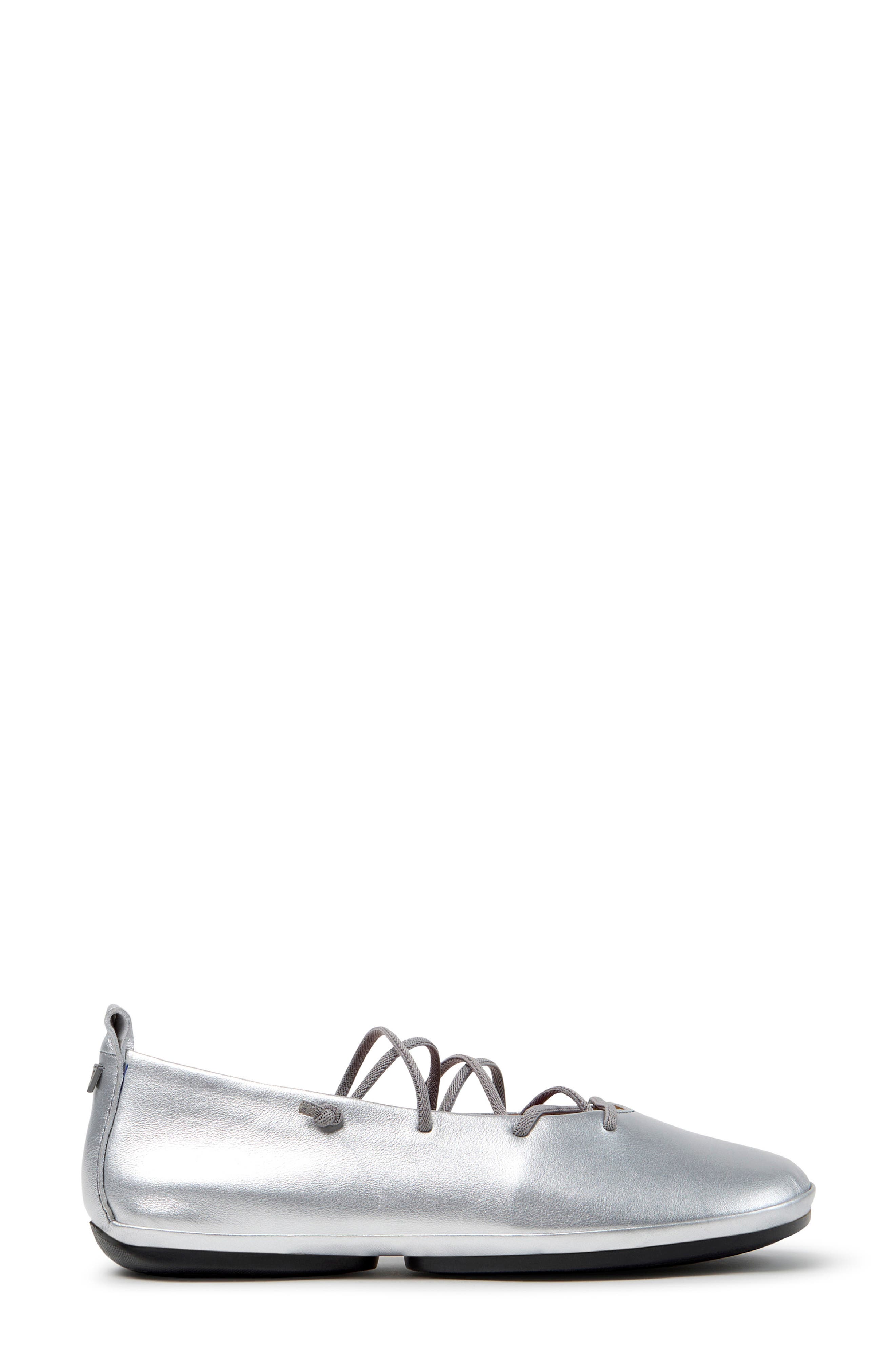 Right Nina Flat, Alternate, color, MEDIUM GRAY