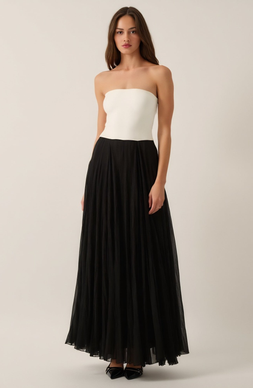 Modenaire Strapless Two-tone Gown With Fitted Bodice And Tulle Skirt In Black