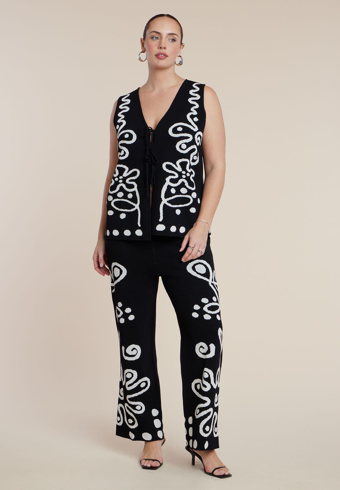 Intarsia Sweater Vest - image 2