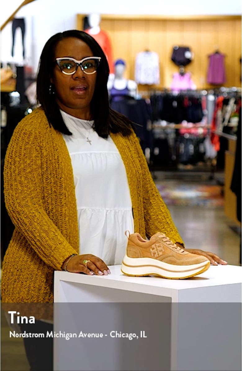 Adventure Sneaker, sales video thumbnail