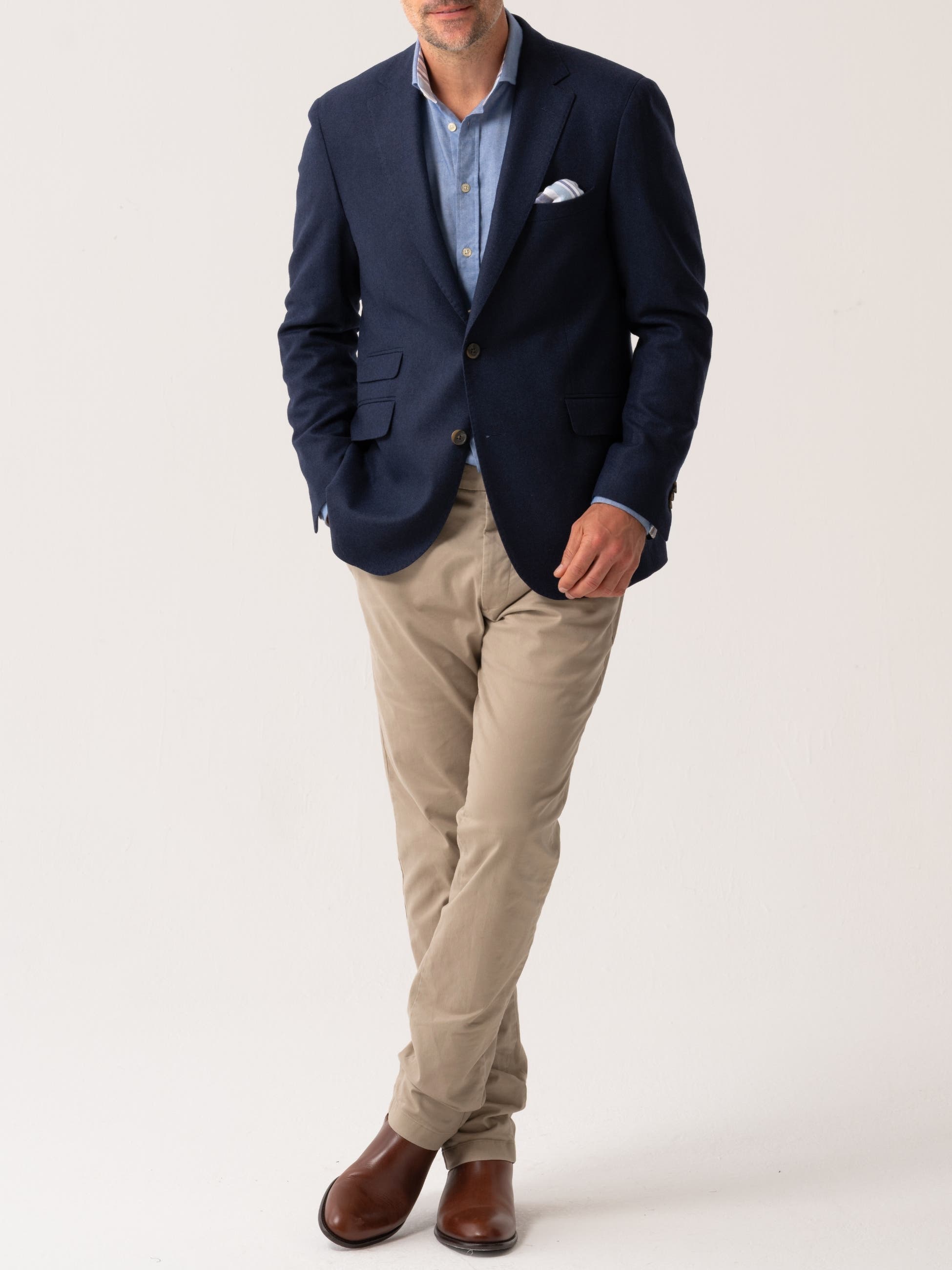 Classic Tailored Wool Blazer - image 4