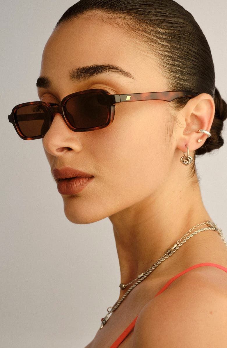 Le Specs Pilferer 53mm Rectangular Sunglasses, Alternate, color, Tort / Brown Mono