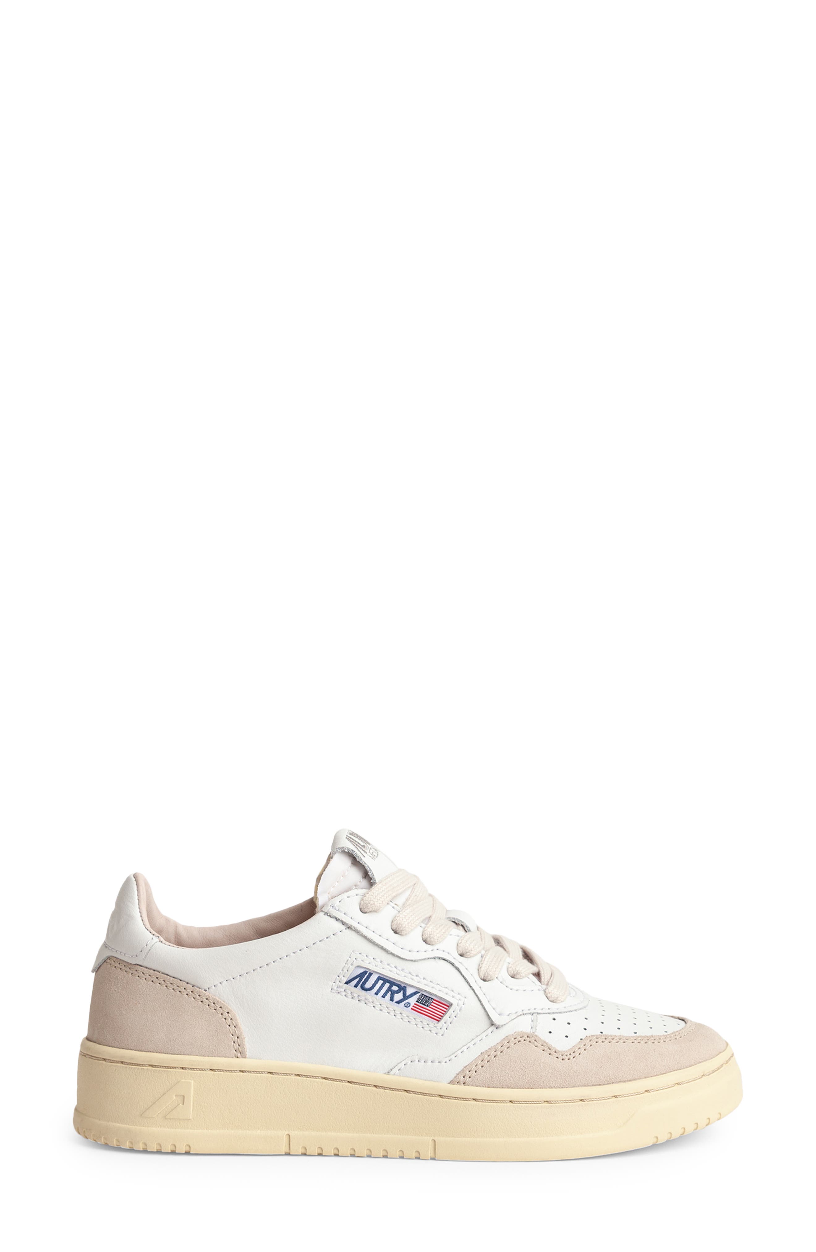 AUTRY Medalist Low Sneaker, Alternate, color, Leat/Suede White