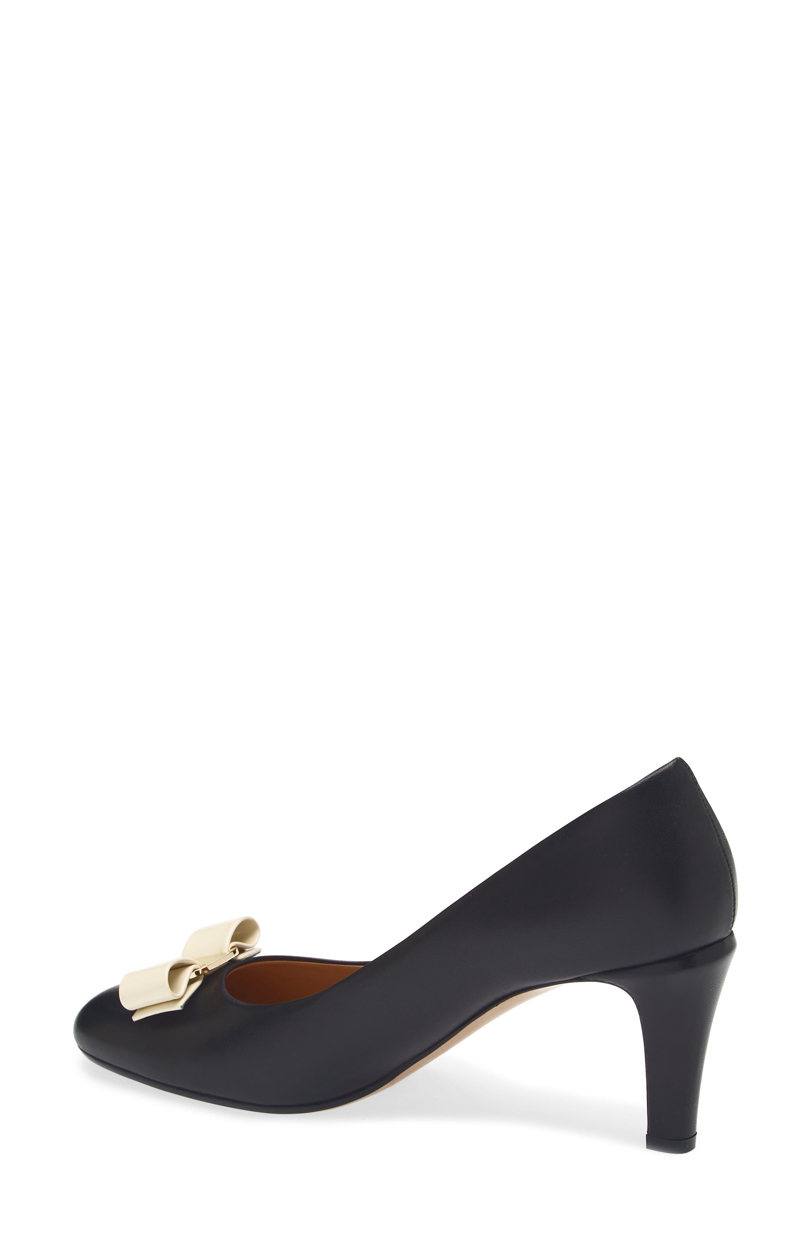 FERRAGAMO Carla Bow Pump, Alternate, color, Nero Mascarpone Biscotto