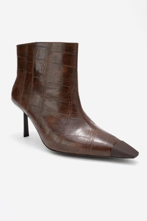 Rassel Pointed Toe Boot
