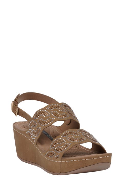 Alexia Wedge Sandal (Women)