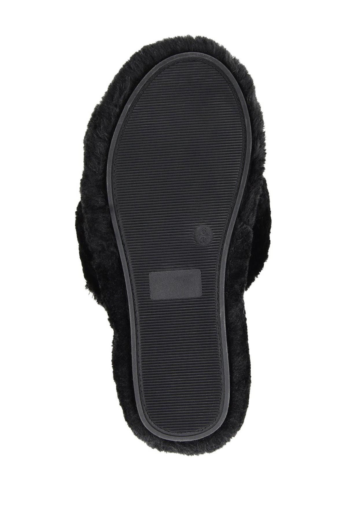 Journee Collection Dream Faux Fur Slipper, Alternate, color, 