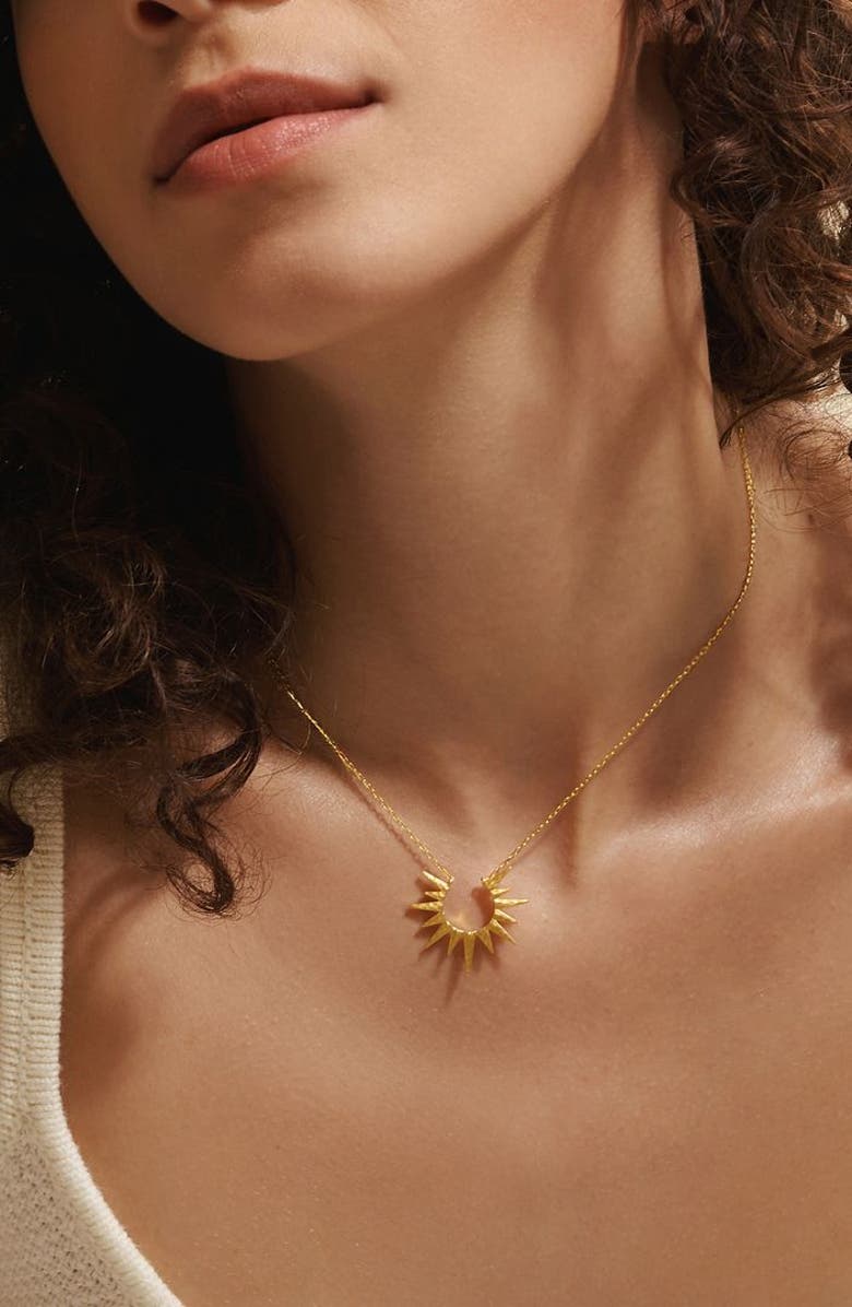 Satya Jewelry Incandescent Glow Gold Starburst Necklace, Alternate, color, 