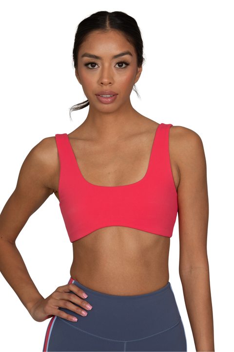 Scoop Neck Strydeform Bra