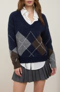 Blu Pepper Argyle V-Neck Pullover Sweater