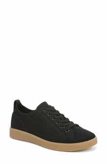 Vionic Winny Knit Low Top Sneaker