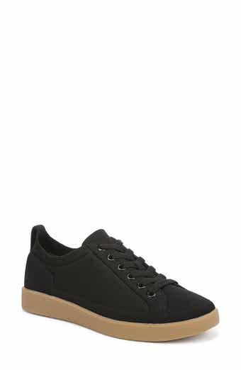 Vionic Winny Knit Low Top Sneaker