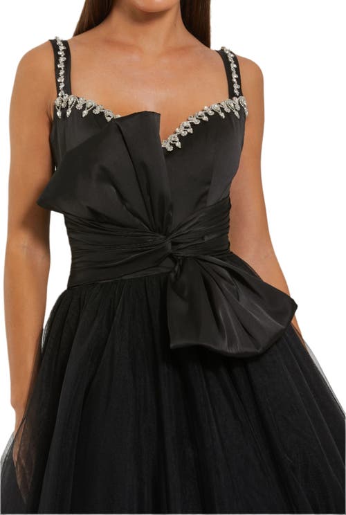 Mac Duggal Sleeveless Tulle Sweetheart Neck Ballgown With Bow In Black