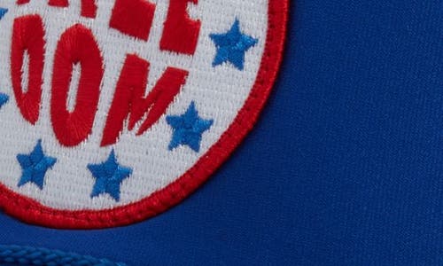 Friday Feelin ' Freedom Patch Trucker Hat In Royal