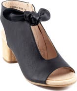 GC SHOES Kimora Bow Block Heel Bootie