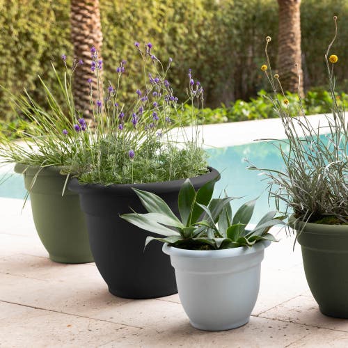 Bloem 20" Ariana Pot Planter, Black In Black