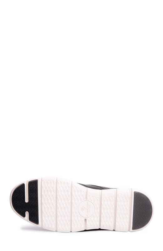 Marc Joseph New York Barnes Ave Hands Free Technology Lightweight Leather Wingtip Oxford, Alternate, color, Black Napa Leather