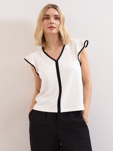 Fleur Ruffle Sleeve V-Neck Top