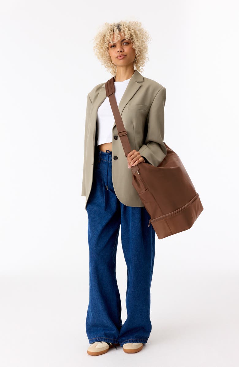 Béis Nylon Shoulder Tote, Alternate, color, Maple