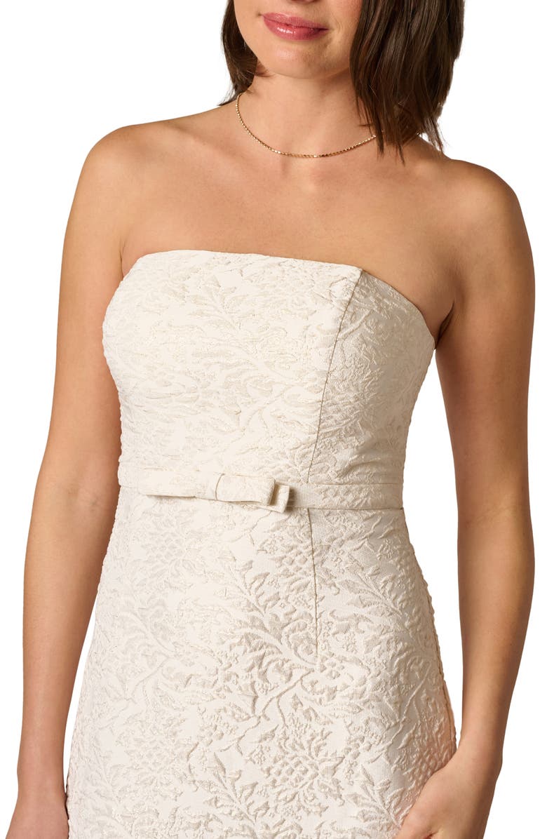 Adrianna Papell Glitter Jacquard Strapless Gown, Alternate, color, Ecru/ Gold