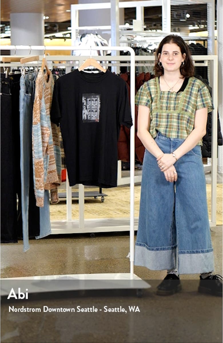 Icon Photo Organic Cotton Graphic T-Shirt, sales video thumbnail