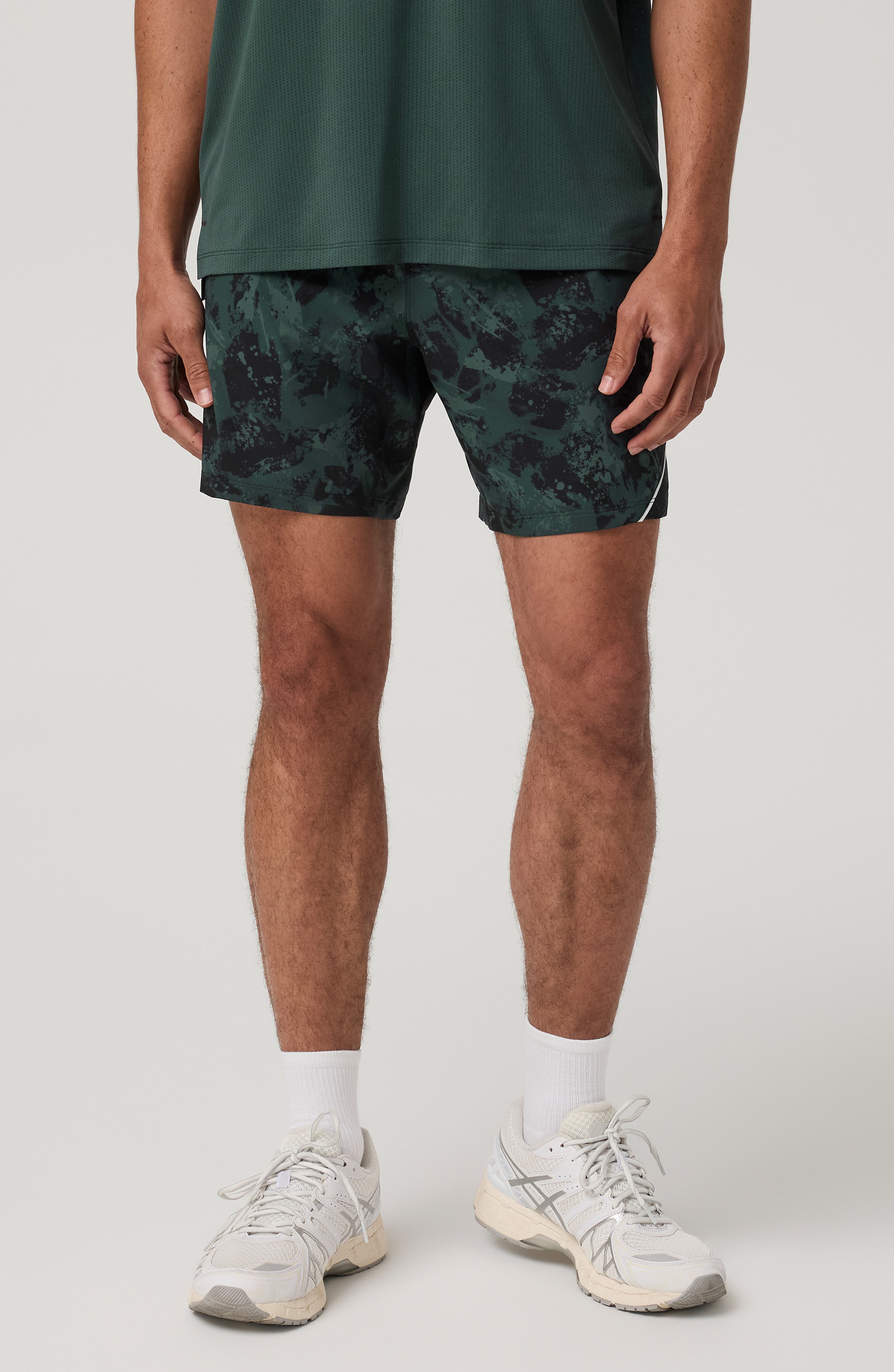 HEMLOCK SURGE/ BLACK