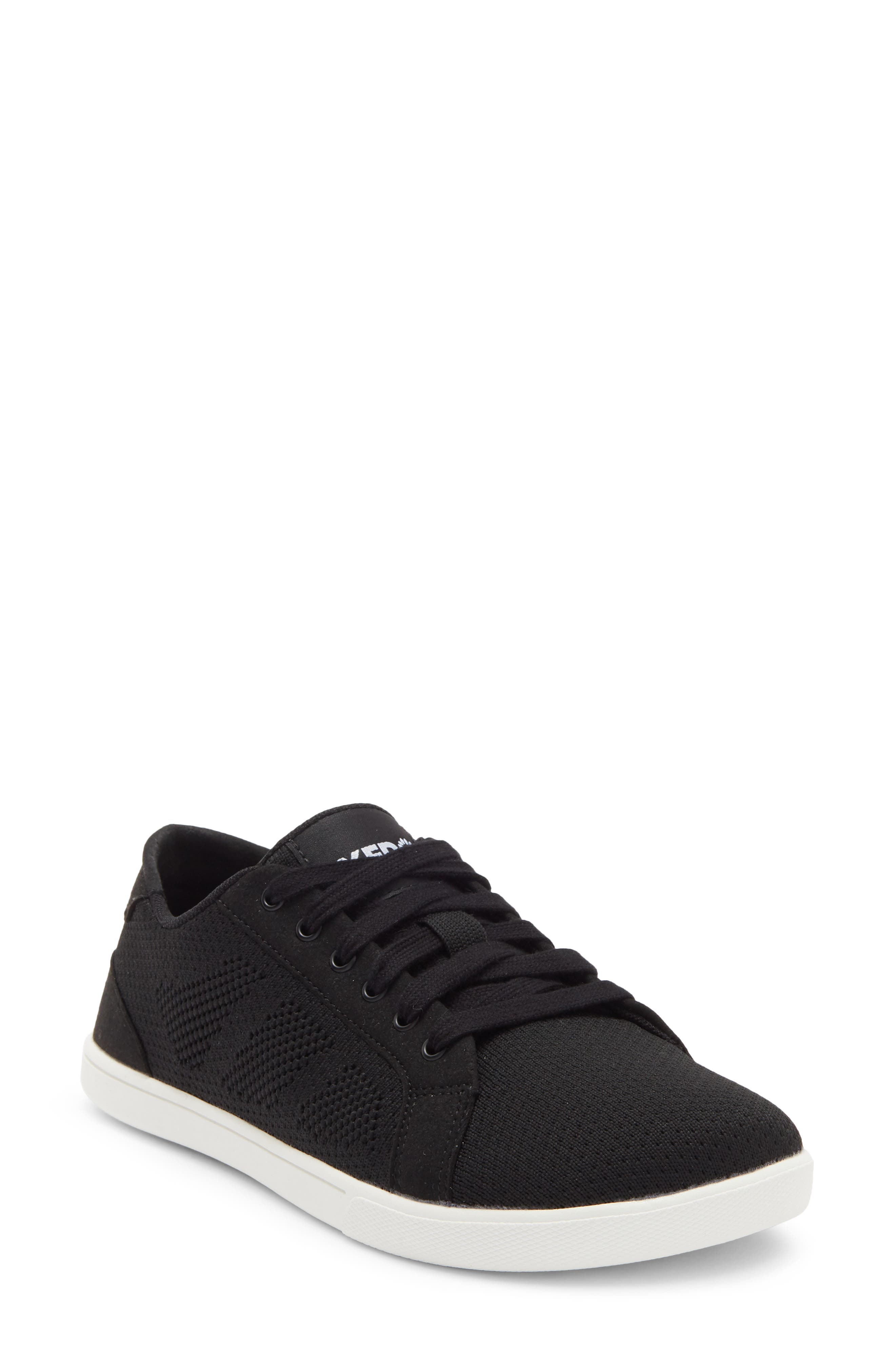 Dillon Sneaker