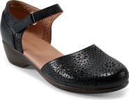 Easy Spirit Denita Pump