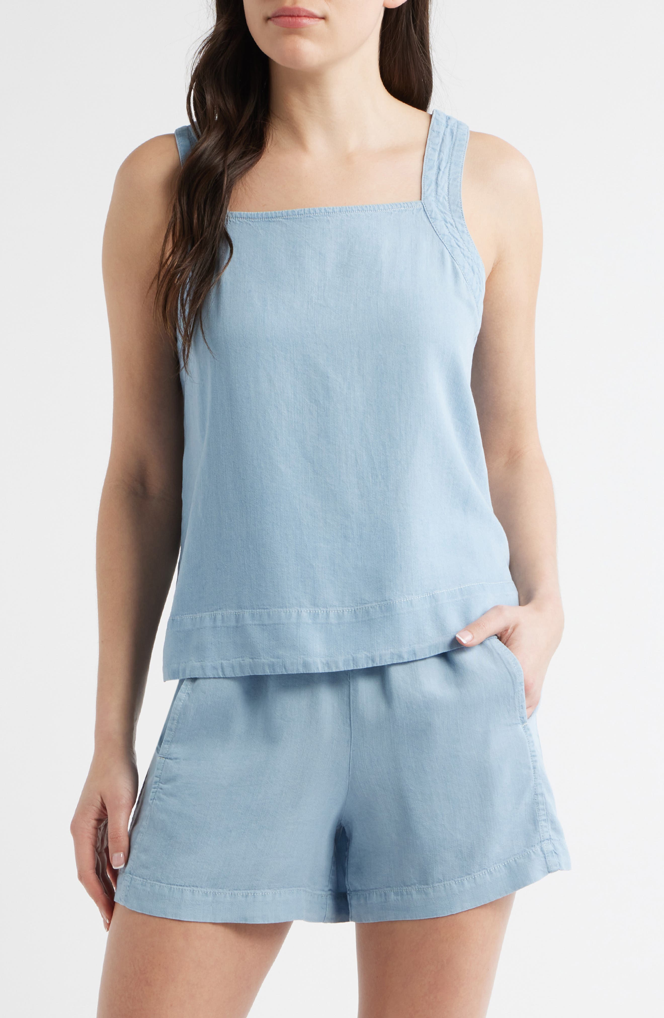Bernardo Back Tie Sleeveless Top In Blue