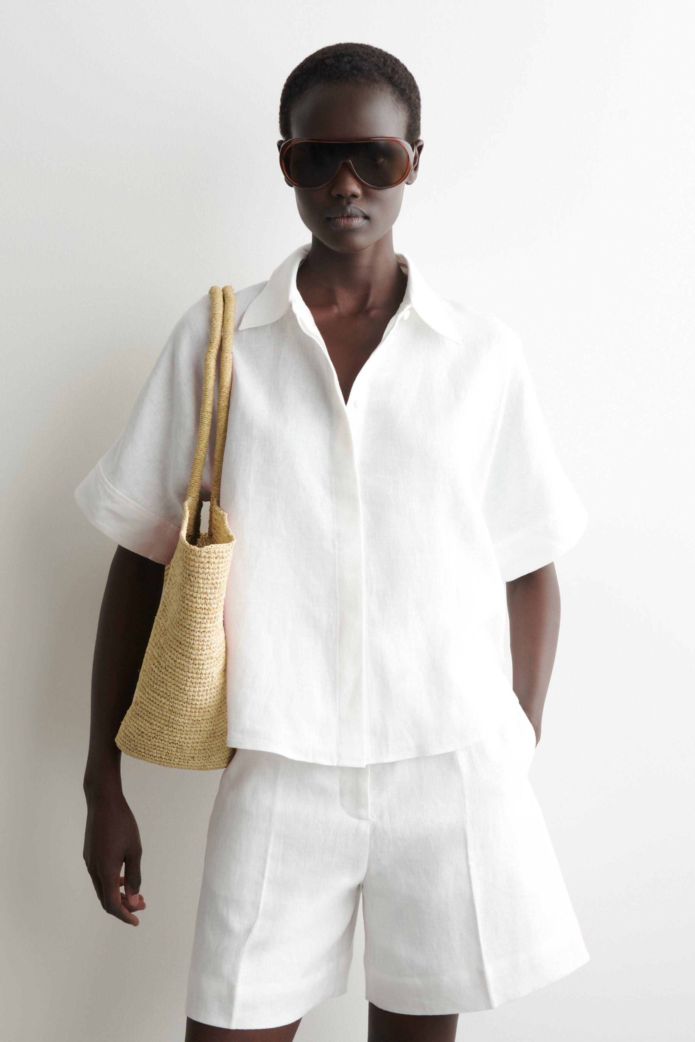 Oversized Short-Sleeved Linen Shirt - image 3
