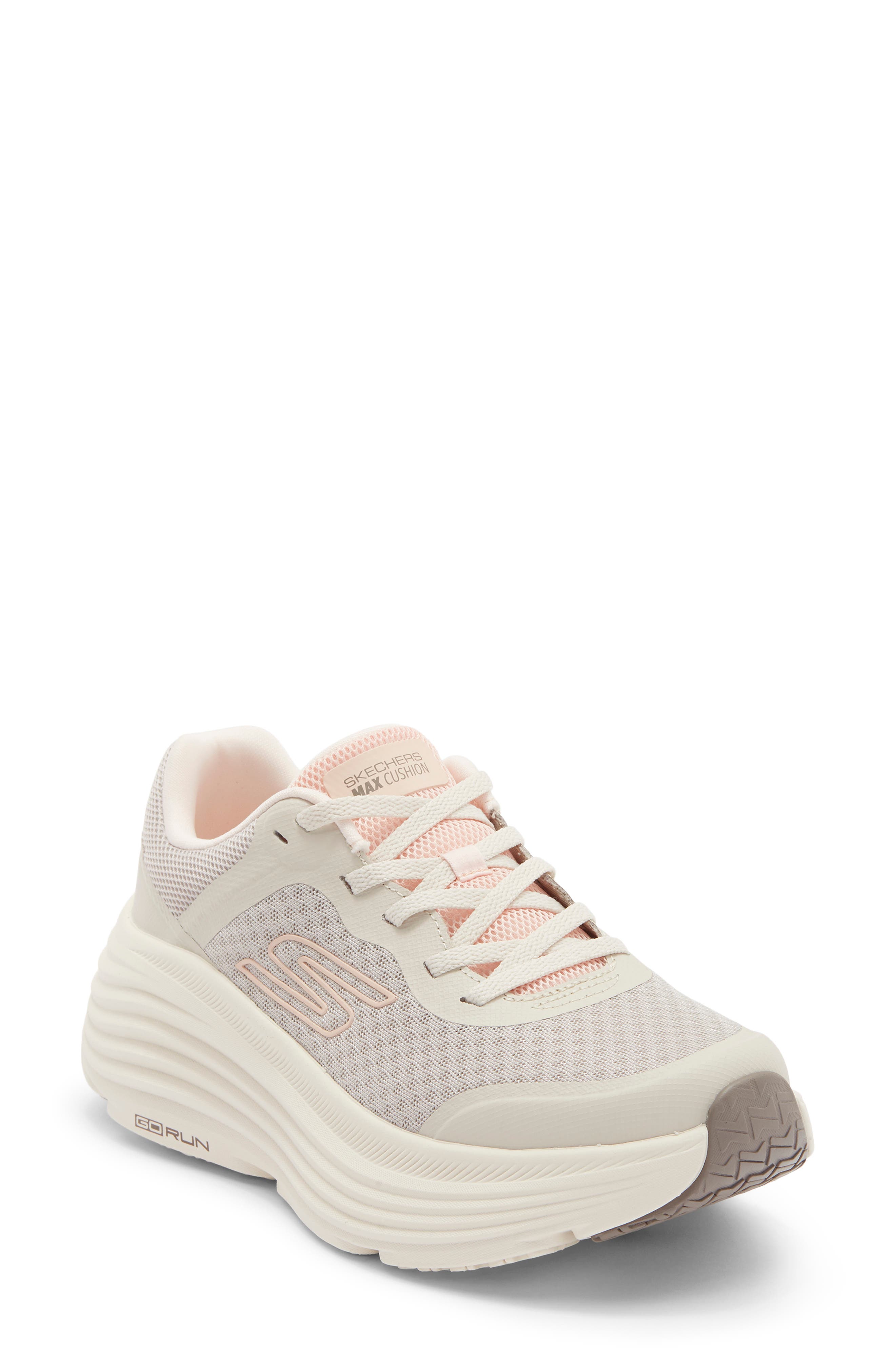 SKECHERS Max Cushioning Endeavor Running Shoe