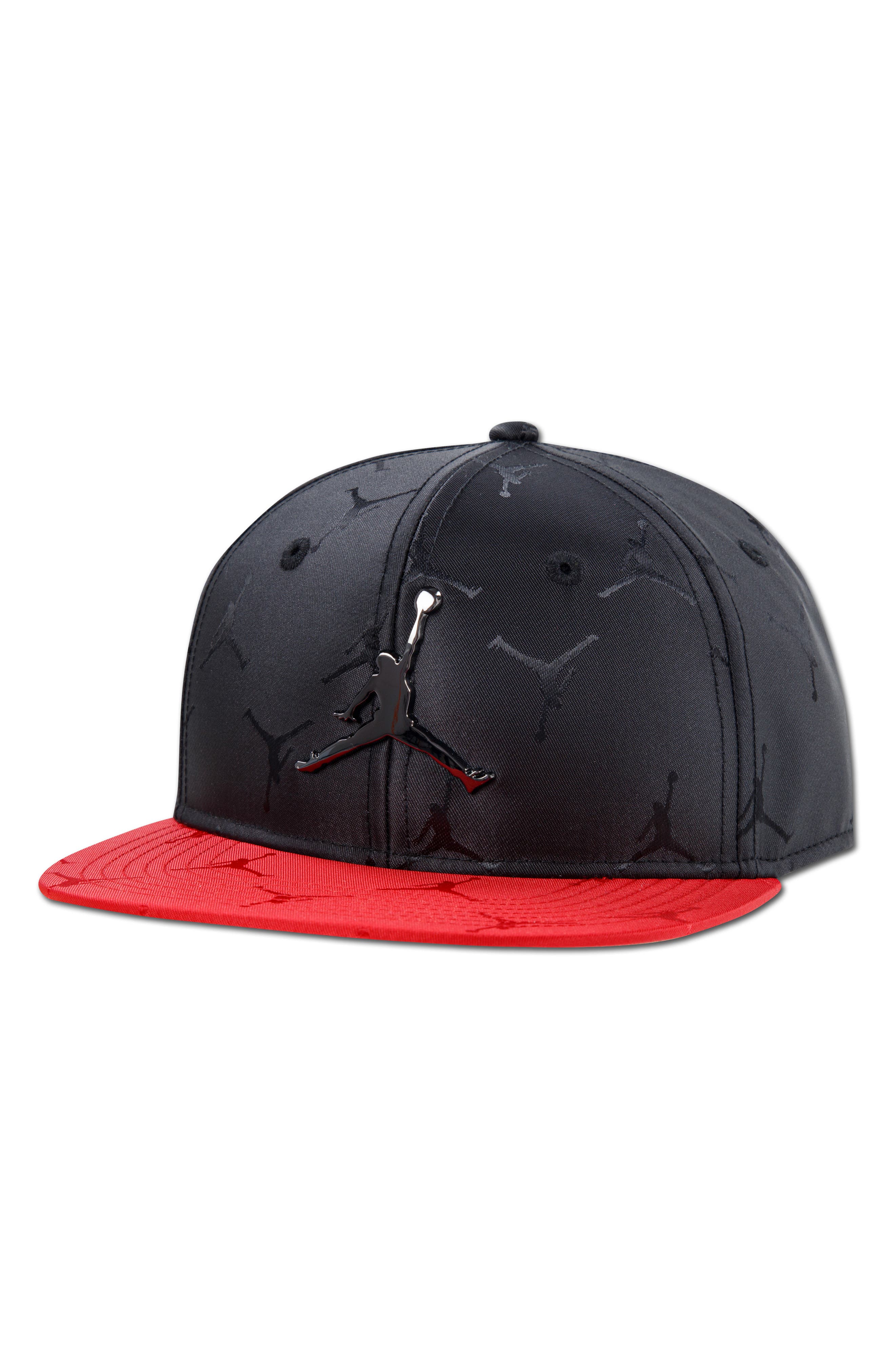 BLACK/ GYM RED