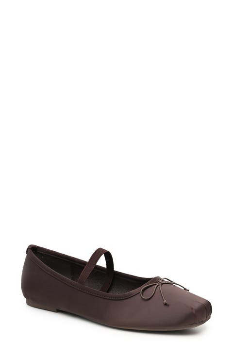 Moni Mary Jane Flat